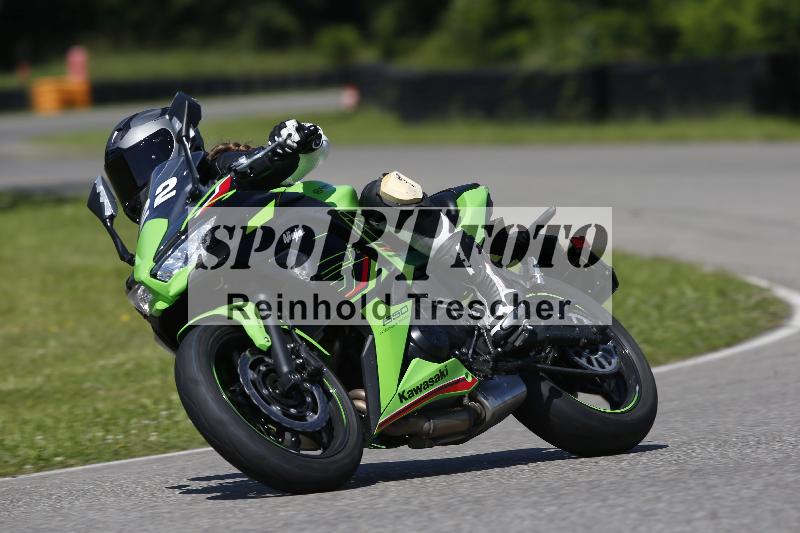 /Archiv-2024/29 12.06.2024 MOTO.CH Track Day ADR/Gruppe blau/22